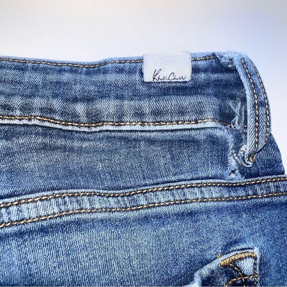 KanCan Estilo Style Women's Medium Wash Straight Leg Ankle Length Distress Jeans - Picture 10 of 13